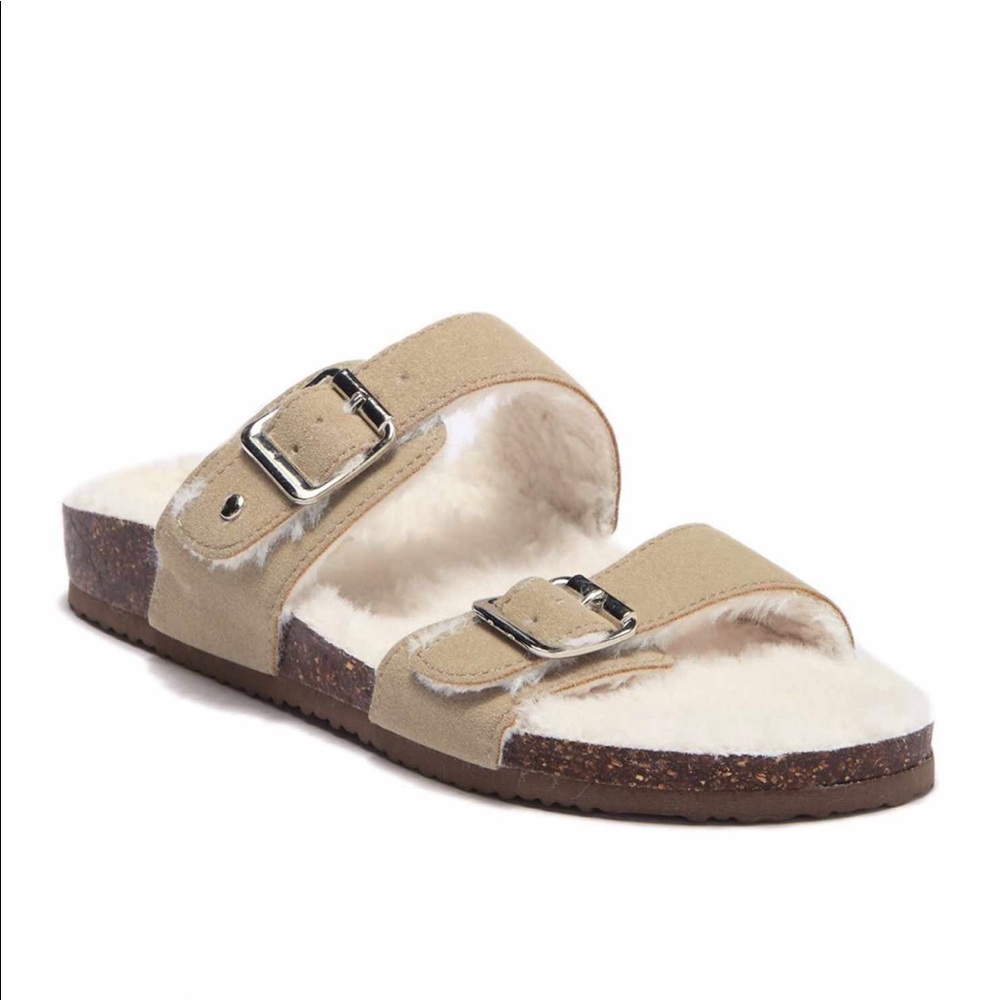 Steve Madden slides